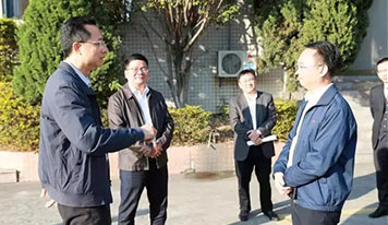河源市市長(zhǎng)林濤到廣東霸王花食品有限公司調(diào)研指導(dǎo)工作