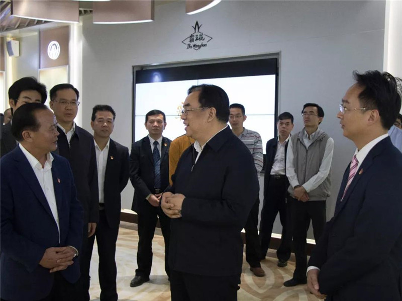 1534316377387496.jpg 4.jpg