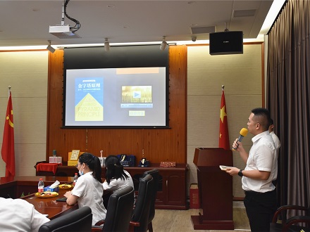 1652774429793768.jpg 經(jīng)典品鑒.jpg